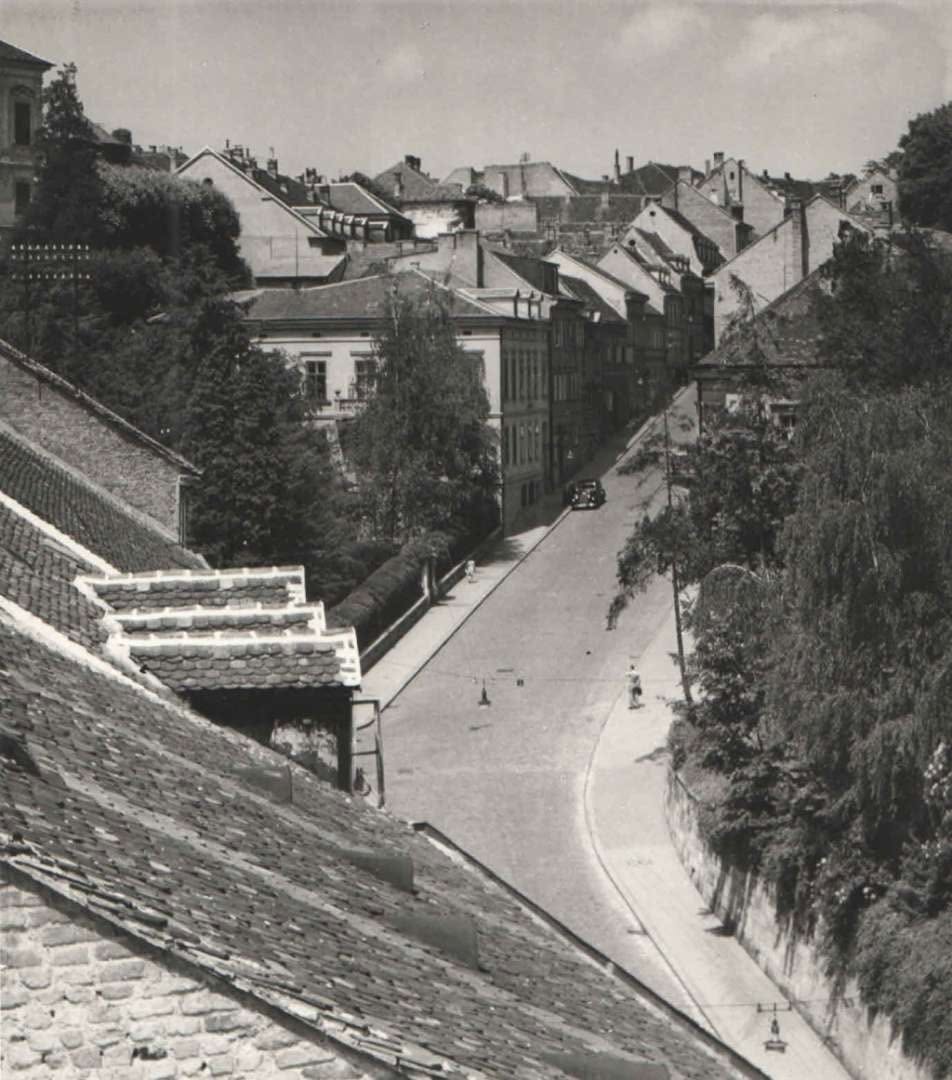 Mesnička ulica 1950-ih godina (Foto Tošo Dabac)